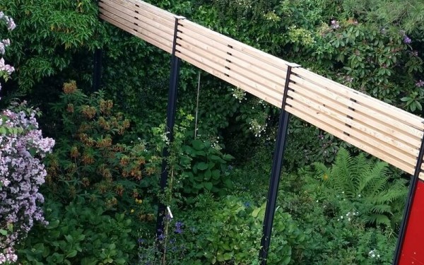 Hauseingang mit Wetterschutz Hauseingang mit Wetterschutz